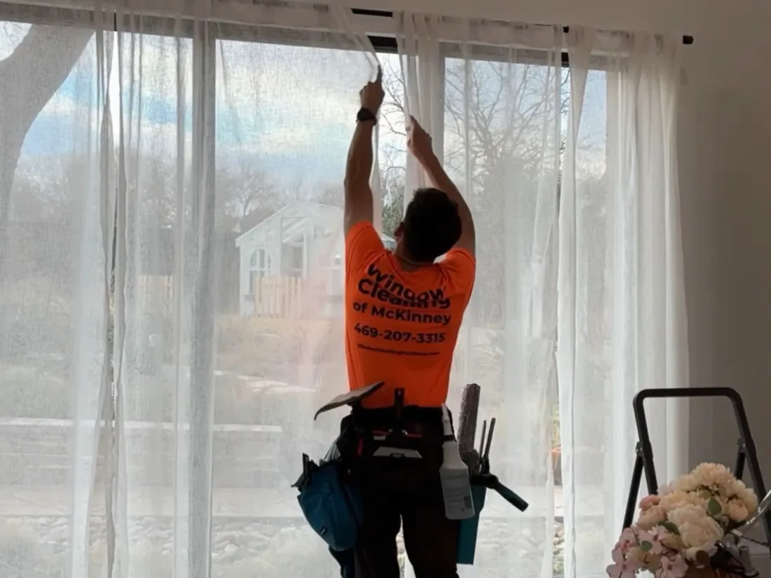 Interior window cleaning in McKinney, TX